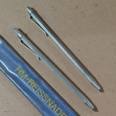 Assortment of Snips (WM-EL)