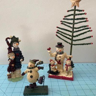 Sale Photo Thumbnail #444: Resin snowmen lot