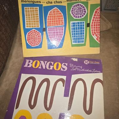 Lot of 25 records