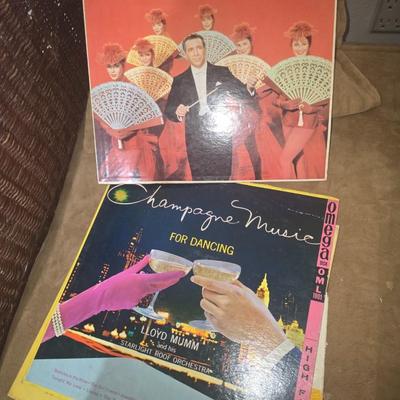 Lot of 25 records
