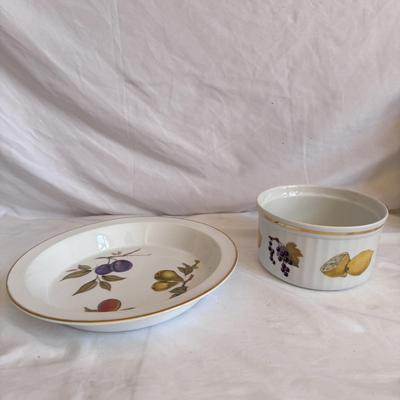 Royal Worcester, Spigarelli, Chateau, Pacific Rim, and Other Fruit-Themed Decor (K-DZ)