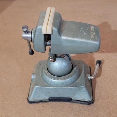 Pair of Small Vises (WM-EL)