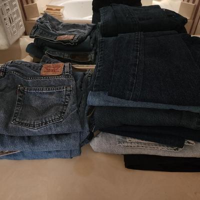 12 pairs jeans