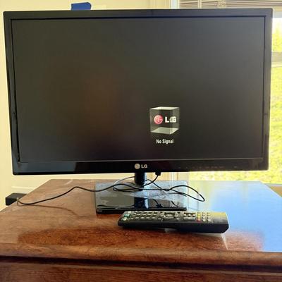 24” LG TV with Remote (GB-BM)