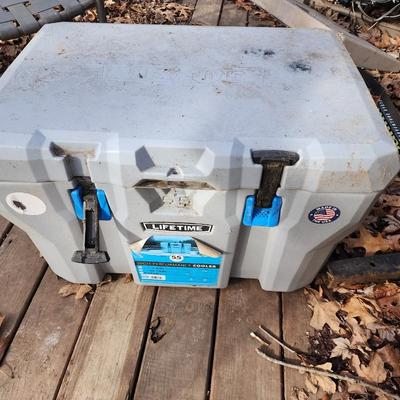 Lifetime ice chest. 55 qt