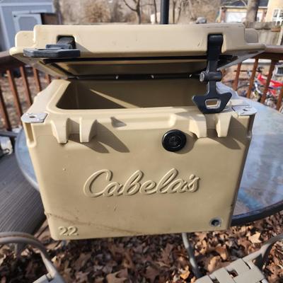 Cabelas ice chest.