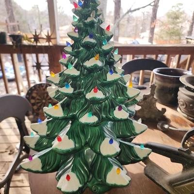Large vintage ceramic Christmas tree ?