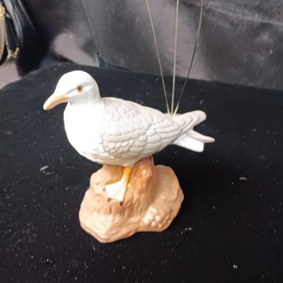 A SEAGULL MUSIC BOX, CERAMIC AND FLYING SEAGULLS TOO