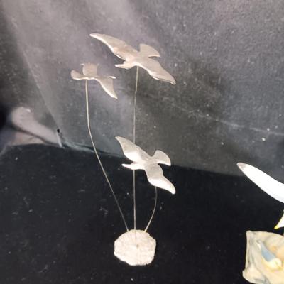 A SEAGULL MUSIC BOX, CERAMIC AND FLYING SEAGULLS TOO