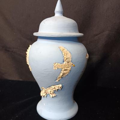 GINGER JAR W/RAISED SEAGULLS, A SEAGULL FROM JUNEAU ALASKA AND A FLORAL MUSICAL TRINKET BOXMUS