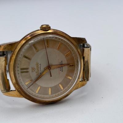 Nivada Wristwatch