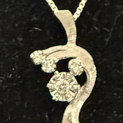 Silver Necklace 925 Italy with Faux Diamond Pendant