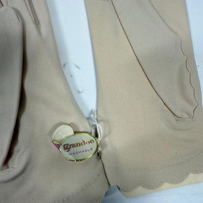Vintage Antique Women’s Gloves Lot. 4 pairs