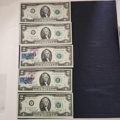 5 1976 $2 Dollar Bills w Commercial Aviation Postal Stamp