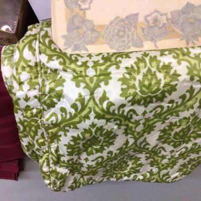 Linen Lot