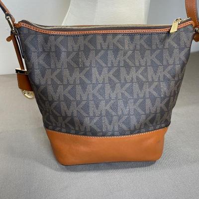 Michael Kors Crossbody with Leather New!