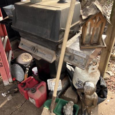 Lot 19: Grill, Ladder & More