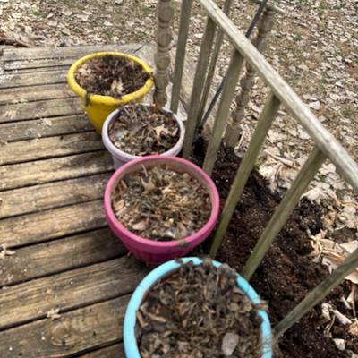 Lot 20: Table & outdoor items