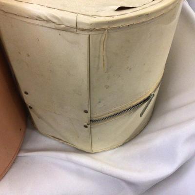 Peach and White Hat Boxes