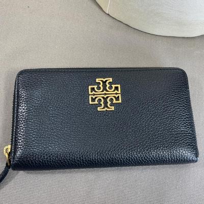 Tory Burch Black Leather Wallet