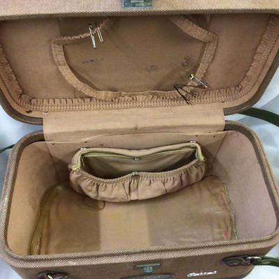 Set of Three Suit Cases