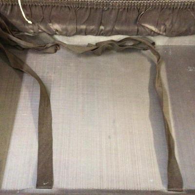 Set of Three Suit Cases
