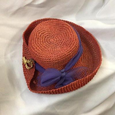 Vintage Ladies Hat Lit