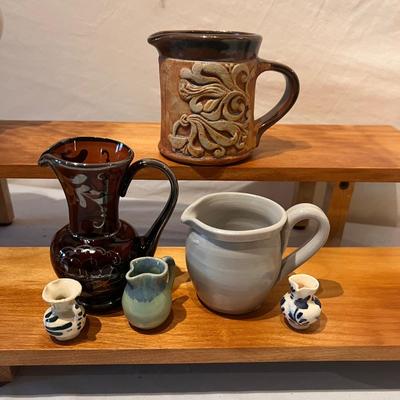 Collection of Creamers with Display Stands (LR-RG)