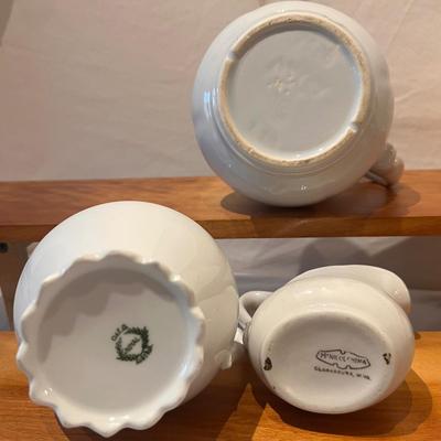 Collection of Creamers with Display Stands (LR-RG)