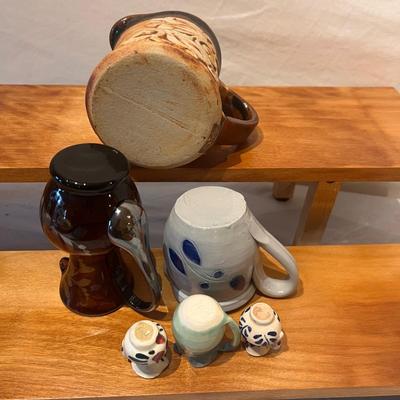 Collection of Creamers with Display Stands (LR-RG)