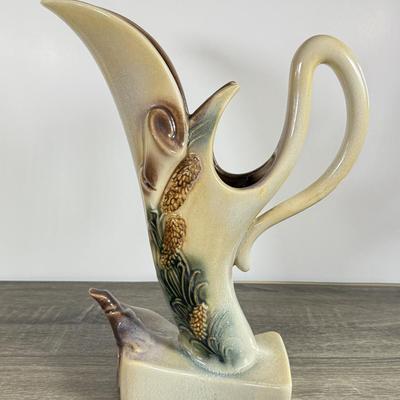 LOT 20D: Vintage Hull USA Art Pottery 14" Pinecone Ewer / Vase