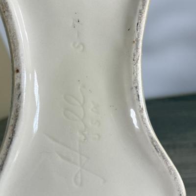 LOT 20D: Vintage Hull USA Art Pottery 14" Pinecone Ewer / Vase