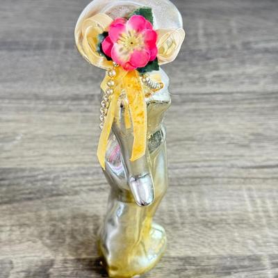 LOT 25D: Andrea by Sadek Porcelain Birds: Cedar Waxwing, Downy Woodpecker & Turner Decorative Accessory Floral Glass Wall Art &...