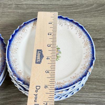 LOT 26D: Mikasa Intaglio CAC20 Annette Bowl, French Saxon China Co 22k Gold Decor Plates, Liberty Blue Independence Hall Plates &...