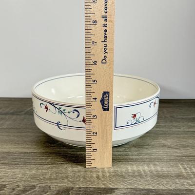 LOT 26D: Mikasa Intaglio CAC20 Annette Bowl, French Saxon China Co 22k Gold Decor Plates, Liberty Blue Independence Hall Plates &...