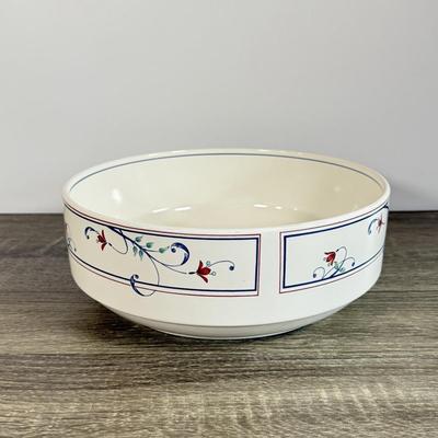 LOT 26D: Mikasa Intaglio CAC20 Annette Bowl, French Saxon China Co 22k Gold Decor Plates, Liberty Blue Independence Hall Plates &...