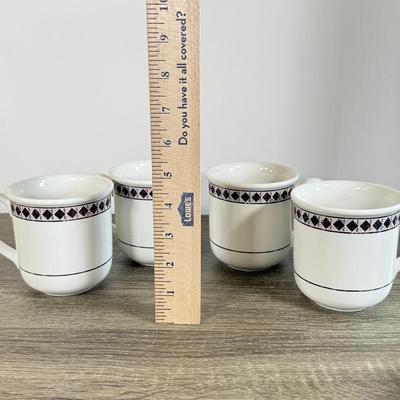 LOT 28D: Lenox Collection: Catherine McClung Riverwood Fish Mugs, French Perle Bowls & Casual Images Diamond Ring Mugs