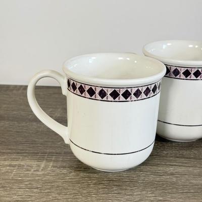 LOT 28D: Lenox Collection: Catherine McClung Riverwood Fish Mugs, French Perle Bowls & Casual Images Diamond Ring Mugs