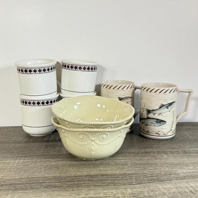 LOT 28D: Lenox Collection: Catherine McClung Riverwood Fish Mugs, French Perle Bowls & Casual Images Diamond Ring Mugs