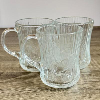 LOT 29D: Vintage Glass Juicer, Juice Pitcher & Arcoroc Canterbury Embossed Glass Mugs