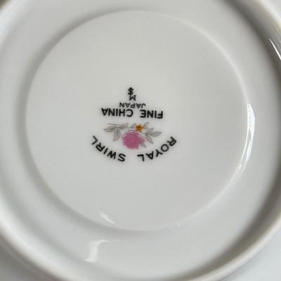 LOT 32D: Royal Swirl Fine China Dish Set