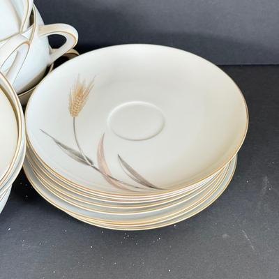 LOT 35D: Sango China Japan Autumn Gold Wheat Dish Set