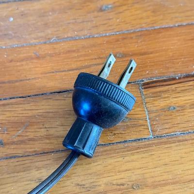 LOT 39L: Fascinating Antique / Vintage Ornate Table Lamp (33")