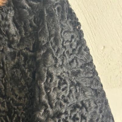 LOT 44G: Vintage Lamb Wool Coat w/ Mink Fur Collar