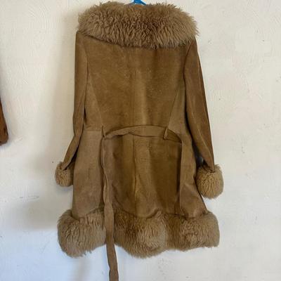 LOT 45G: Mink Fur Shawl & Lambskin Coat