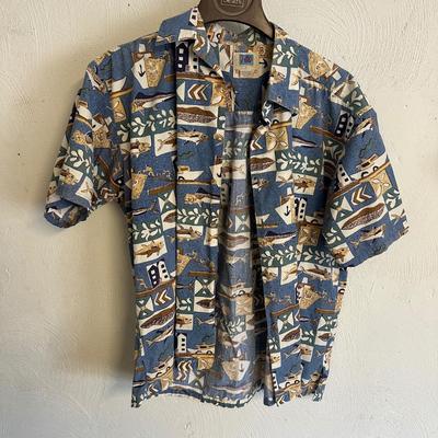 LOT 47G: Vintage Fishing Themed / Hawaiian Shirts & More