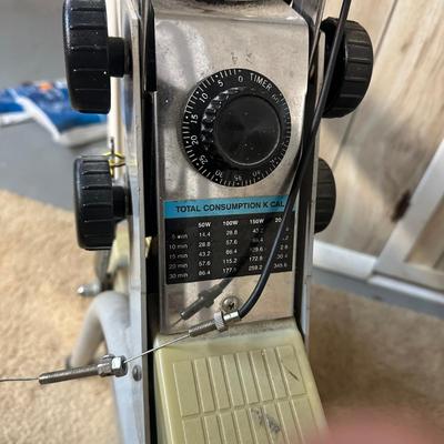 LOT 49B: Voit Sports Tre Ergometer Exercise Bike