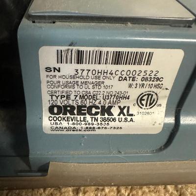 LOT 50B: Oreck XL Silver model U377OHH4