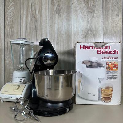 LOT 51B: Kitchen Appliances- Health Smart Juice Extractor, Sunbeam Mix Master & More