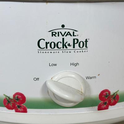 LOT 52B: Rival Crockpot Stoneware Slow Cooker & Ginsu Food Prep Machine